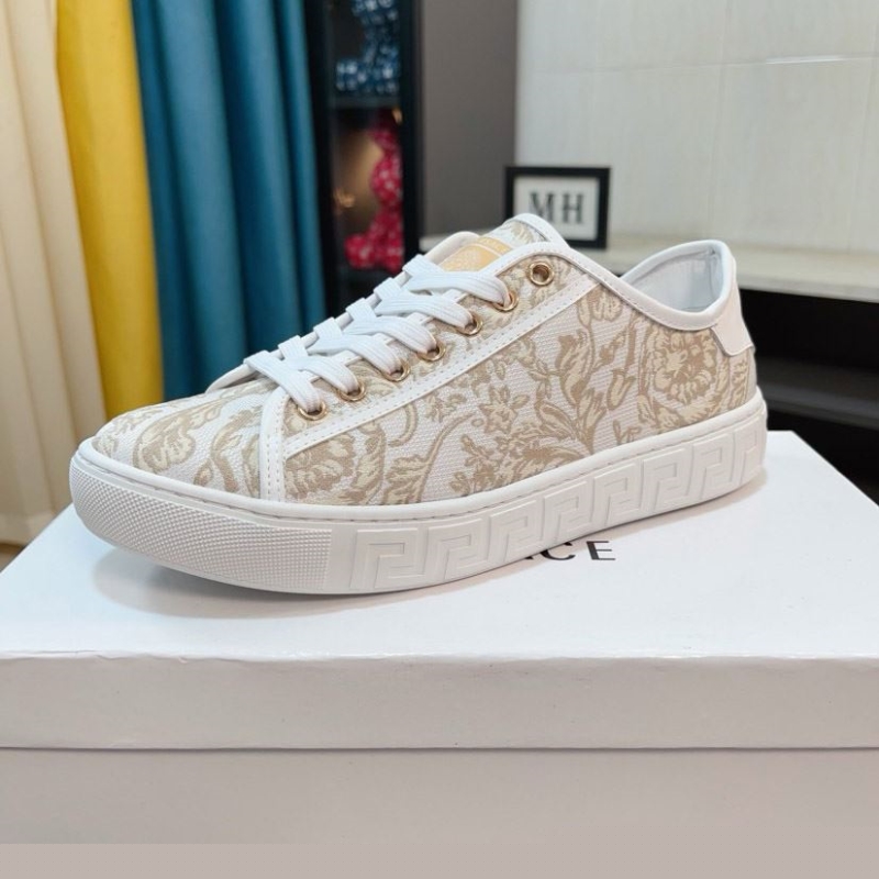 Givenchy Sneakers